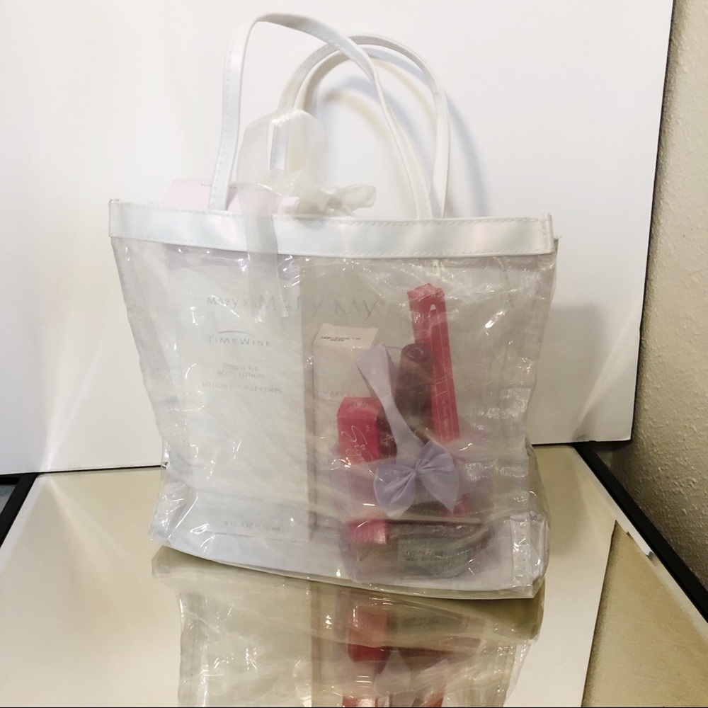 ❤️Mary Kay❤️ Bundle - Picture 3 of 3